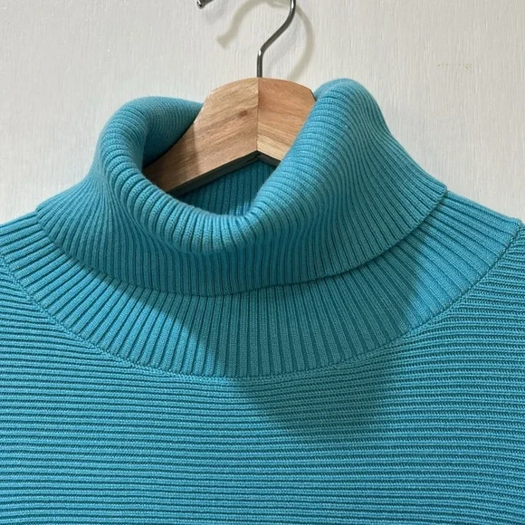 LILLISURY WOMENS RIBBED TURTLENECK SWEATER BABYBLUE Sz MD NEW - Picture 4 of 12